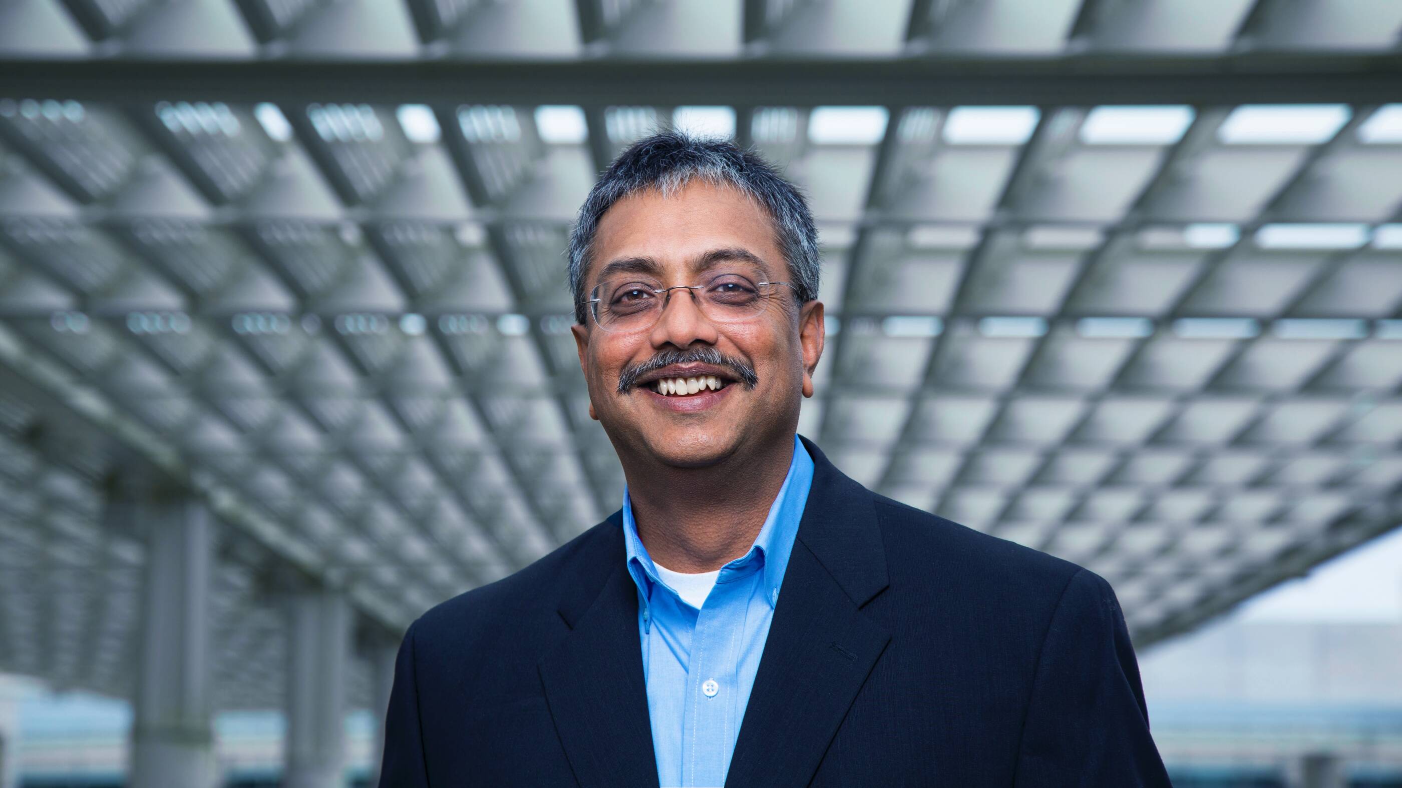 Dr. Vijay Swarup headshot